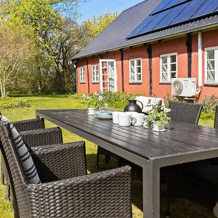 Nyaraló Cozy In With Kitchen Østermarie